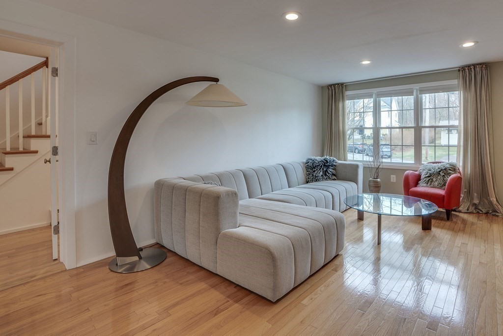 9 Parker Road Bedford, MA 01730 - Photo 14 of 42 Gallery Image 14