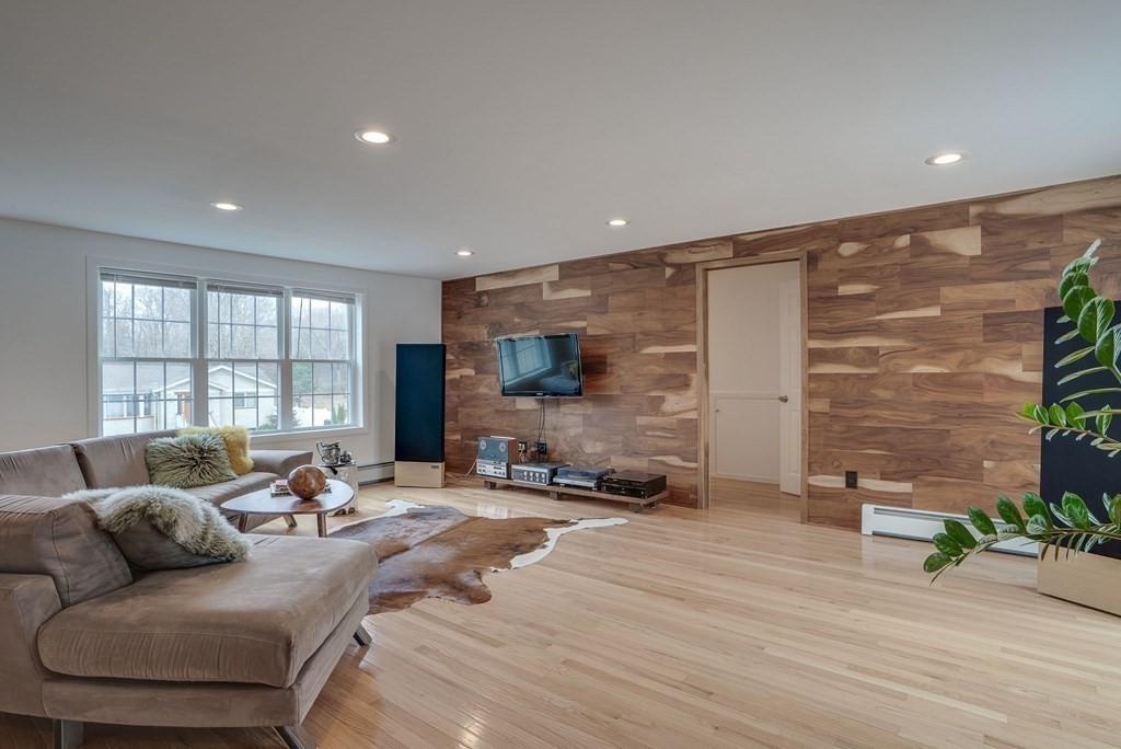 9 Parker Road Bedford, MA 01730 - Photo 20 of 42 Gallery Image 20