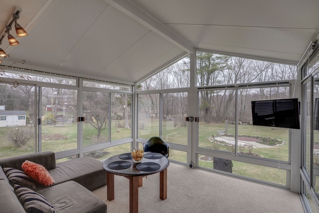 9 Parker Road Bedford, MA 01730 - Photo 27 of 42 Gallery Image 27