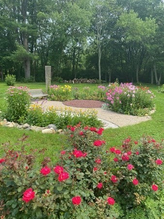 9 Parker Road Bedford, MA 01730 - Photo 37 of 42 Gallery Image 37