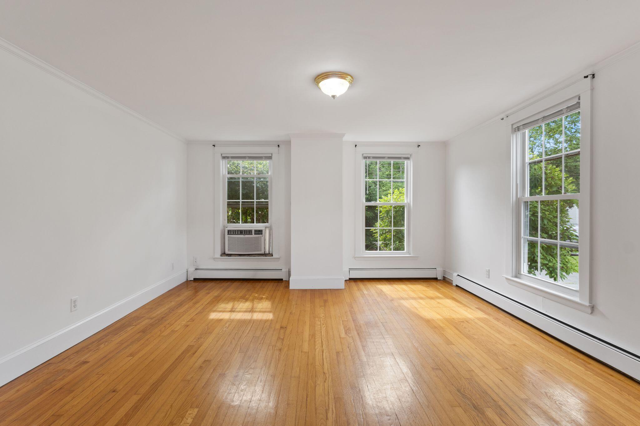 216 Middle Road Falmouth, ME 04105 - Photo 12 of 54 216_Middle_Rd_09