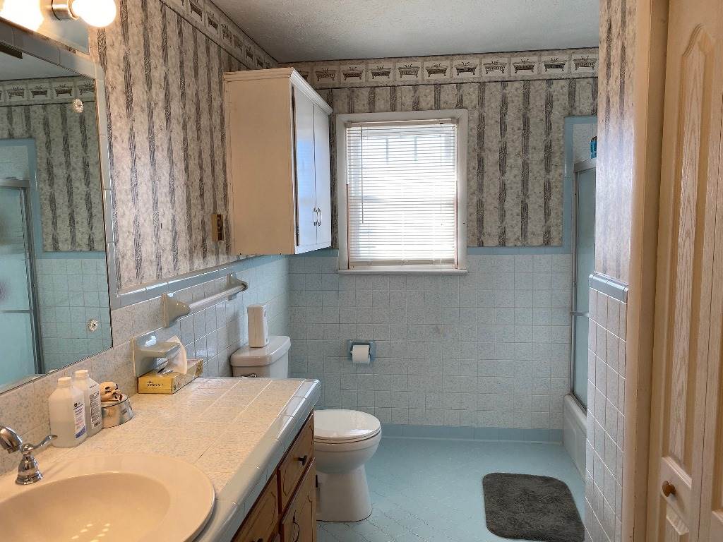 437 Henry Meridith Road Bowling Green, KY 42101 - Photo 12 of 23 Gallery Image 12