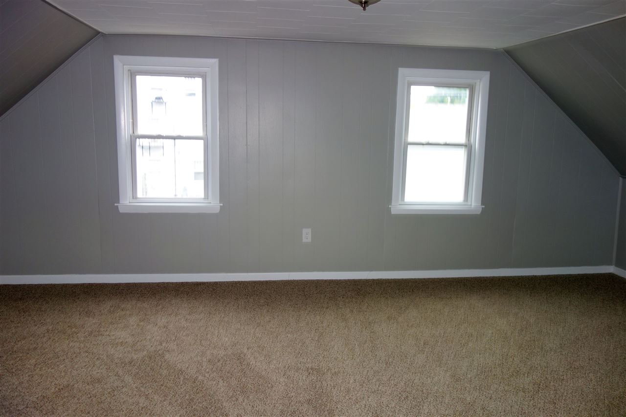 68 Ledge Street Nashua, NH 03060 - Photo 17 of 29