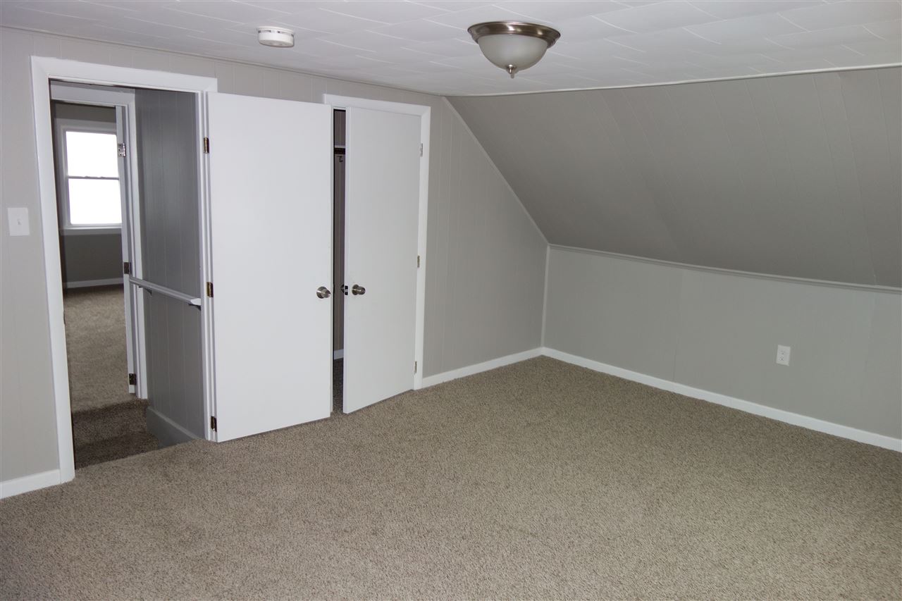 68 Ledge Street Nashua, NH 03060 - Photo 18 of 29
