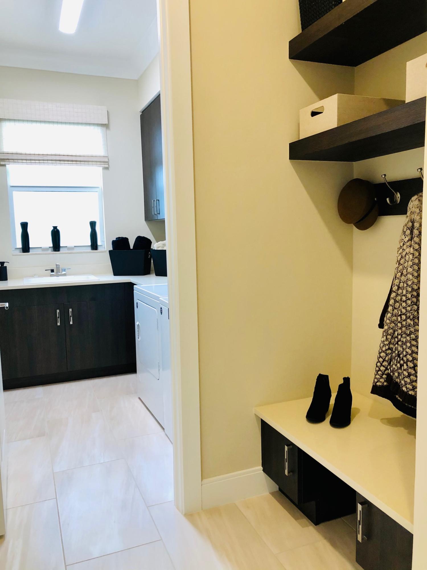 19016 Fly Rod Road Loxahatchee, FL 33470 - Photo 16 of 23 Laundry/ Mudroom