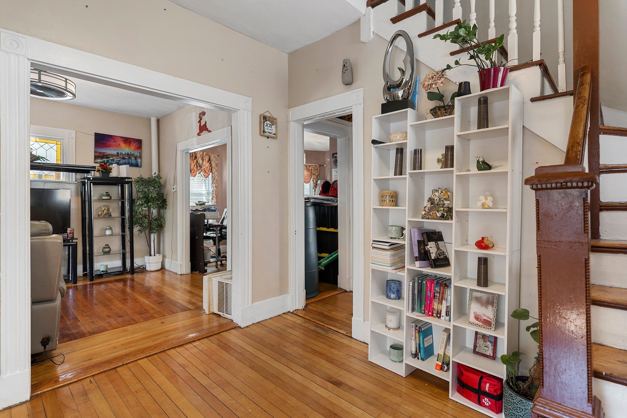 40 Baker Road Everett, MA 02149 - Photo 5 of 32 Gallery Image 5