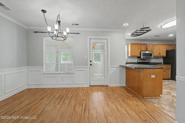 $325,000 | 6795 Goodman Road, Walls, MS 38680