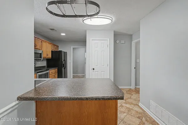 $325,000 | 6795 Goodman Road, Walls, MS 38680