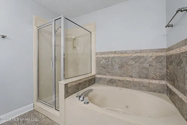 $325,000 | 6795 Goodman Road, Walls, MS 38680