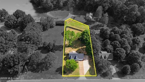 $325,000 | 6795 Goodman Road, Walls, MS 38680
