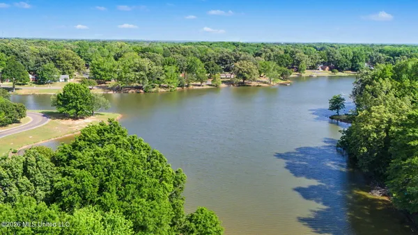 $325,000 | 6795 Goodman Road, Walls, MS 38680
