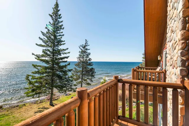 $209,000 | 2826 Highway 61, Unit 390, Two Harbors, MN 55616