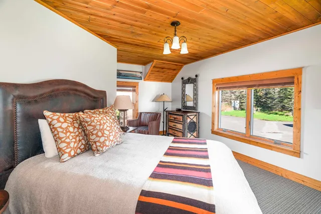 $209,000 | 2826 Highway 61, Unit 390, Two Harbors, MN 55616