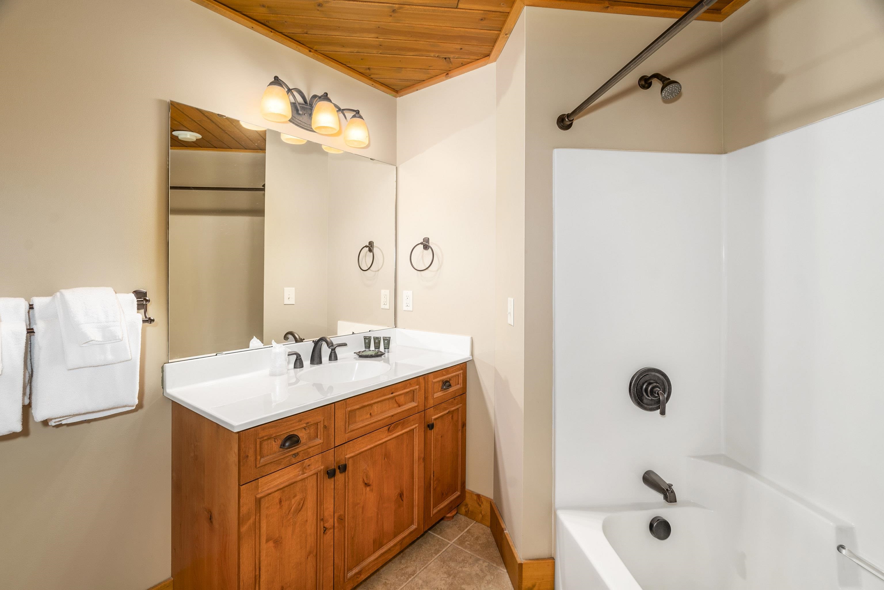 2826 Highway 61, Unit 390 Two Harbors, MN 55616 - Photo 32 of 46