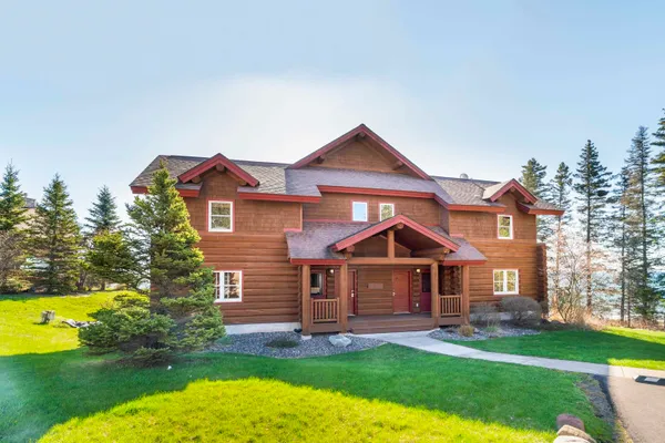 $209,000 | 2826 Highway 61, Unit 390, Two Harbors, MN 55616