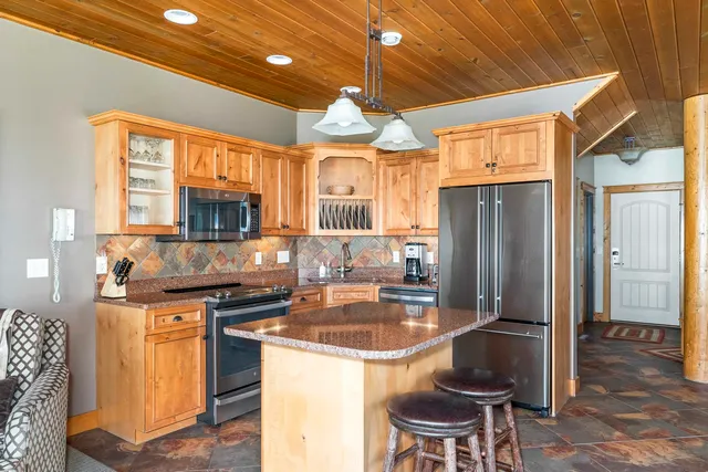 $209,000 | 2826 Highway 61, Unit 390, Two Harbors, MN 55616