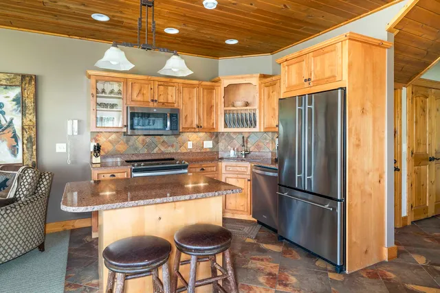 $209,000 | 2826 Highway 61, Unit 390, Two Harbors, MN 55616