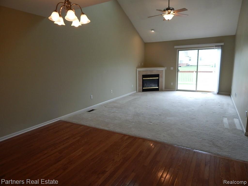 4605 Summer Ridge Drive, Unit 10 Howell, MI 48843 - Photo 3 of 23