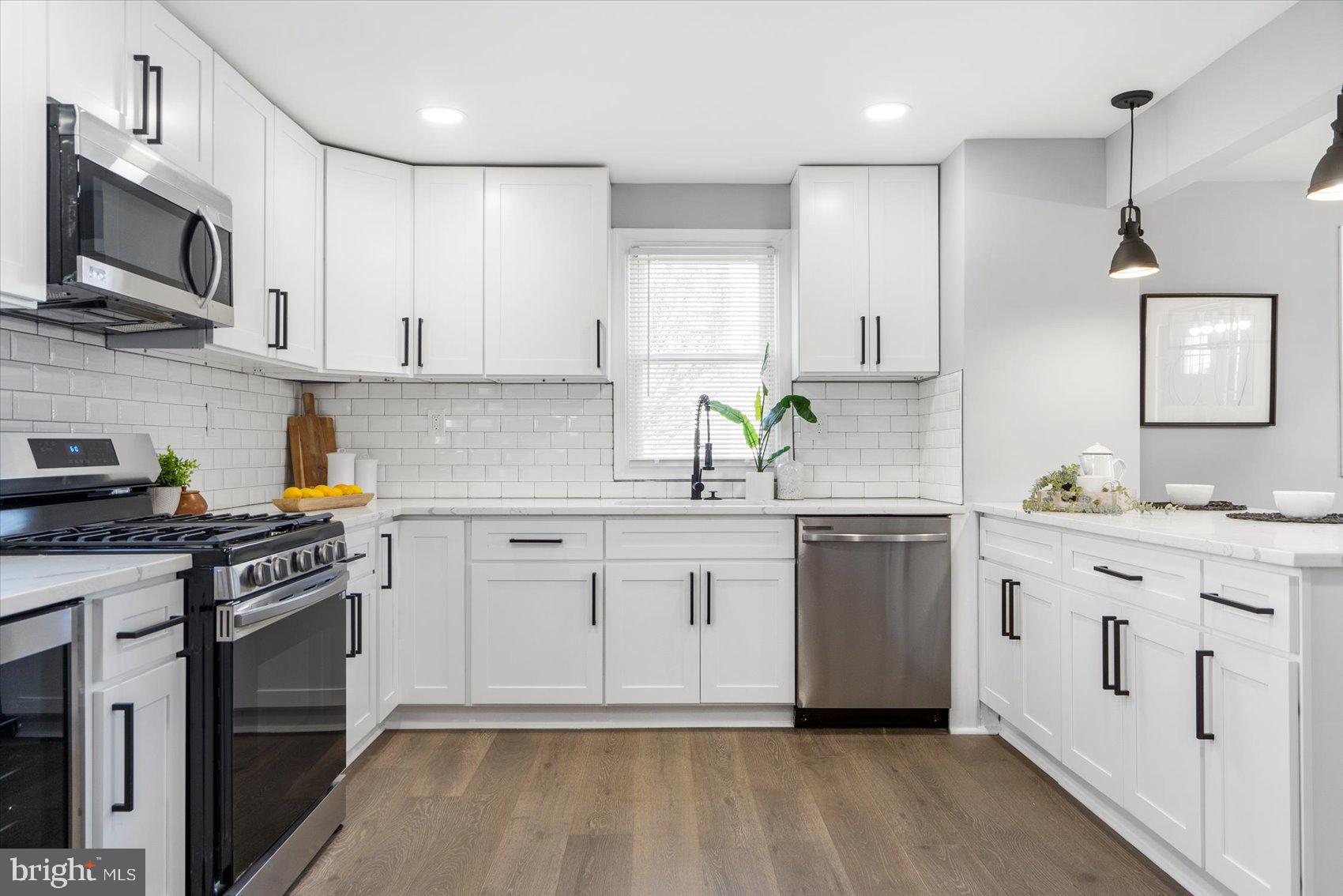 6101 Hamilton Avenue Rosedale, MD 21237 - Photo 13 of 41