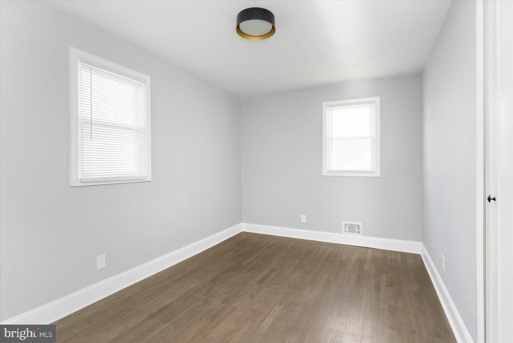 6101 Hamilton Avenue Rosedale, MD 21237 - Photo 22 of 41