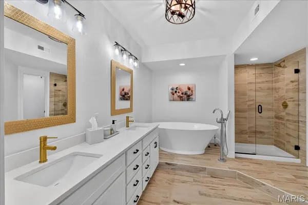 $399,000 | 567 Sarah Lane, Unit 307, St. Louis, MO 63141