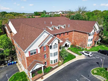 $399,000 | 567 Sarah Lane, Unit 307, St. Louis, MO 63141