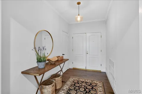 $399,000 | 567 Sarah Lane, Unit 307, St. Louis, MO 63141