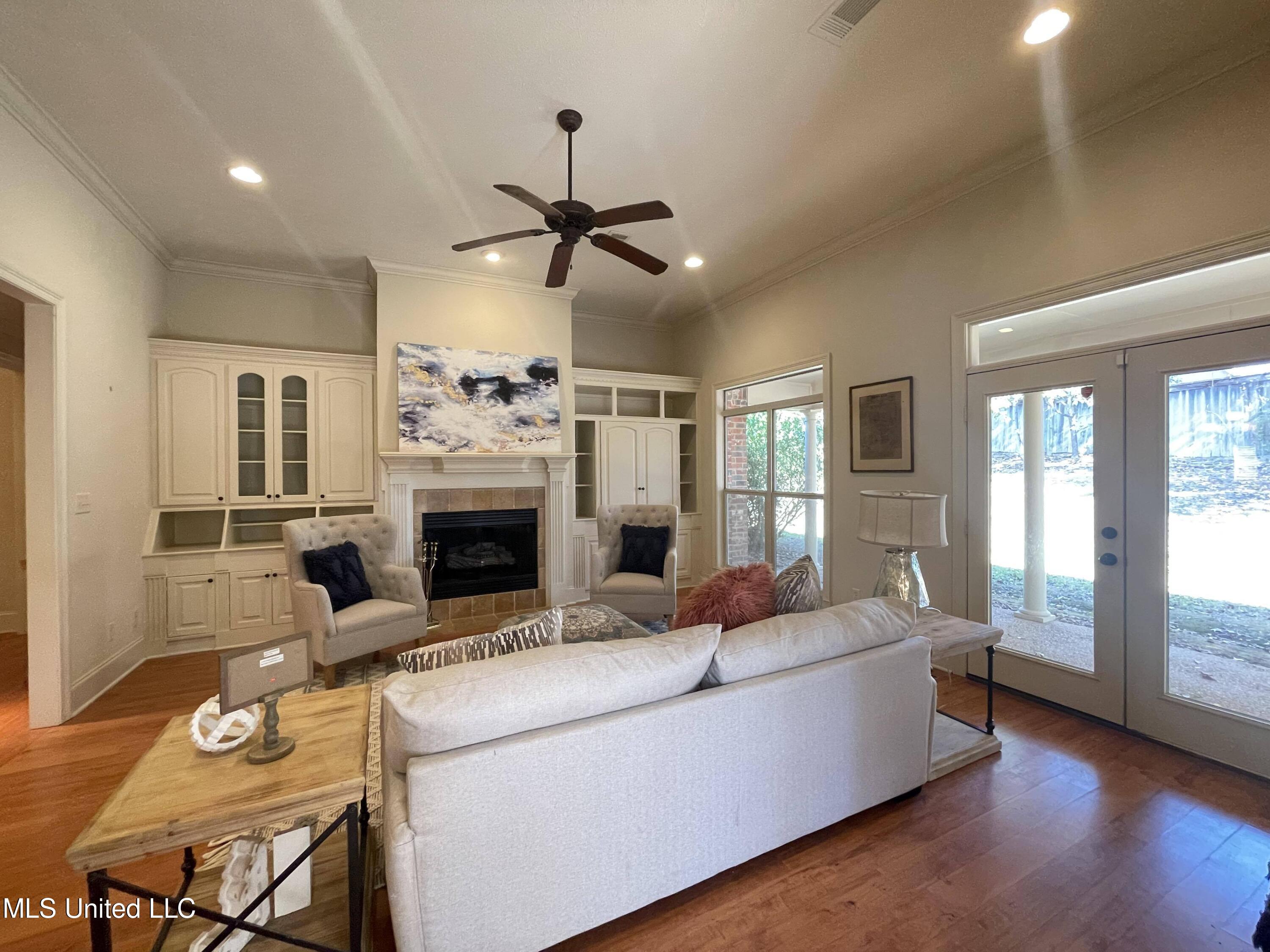 101 Meriwether Common, Unit CMN Clinton, MS 39056 - Photo 13 of 31 387526823_3586956928221876_2708064275328