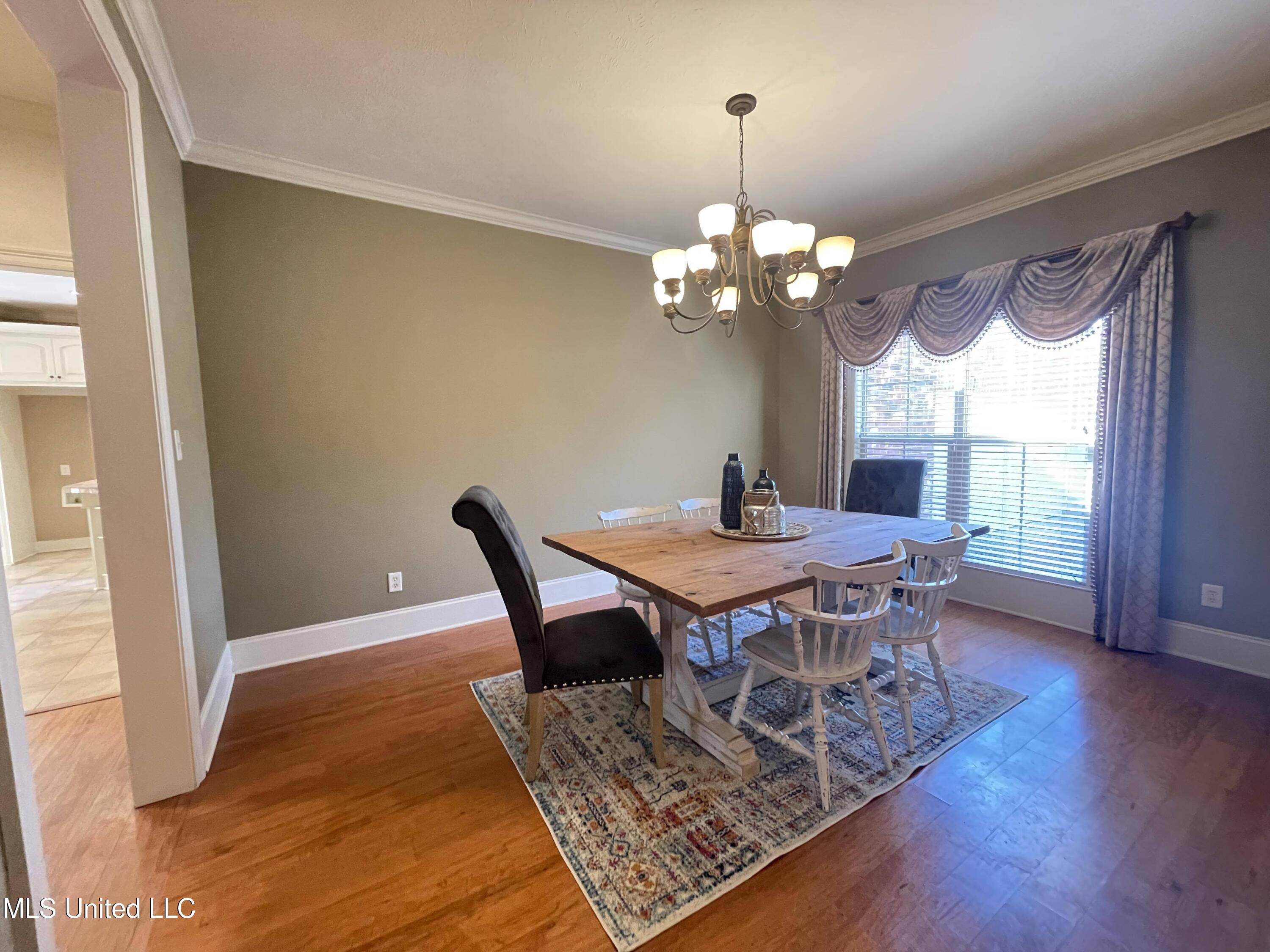 101 Meriwether Common, Unit CMN Clinton, MS 39056 - Photo 5 of 31 393982214_6675445229237722_9191812251844