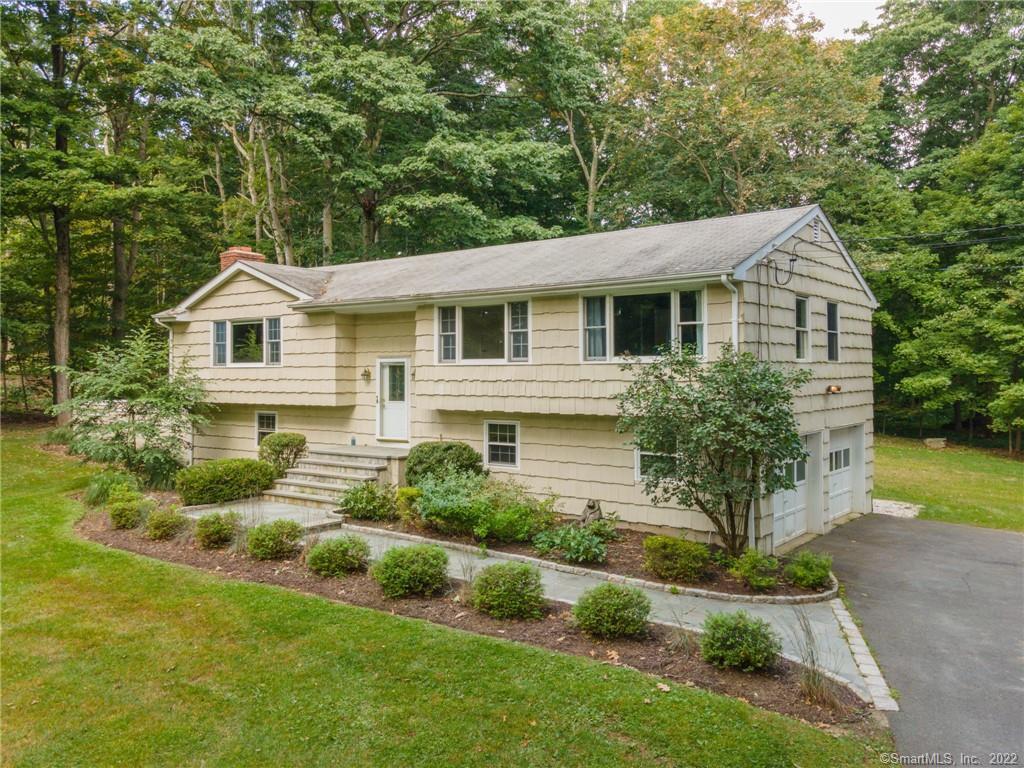 32 Seth Low Mountain Road Ridgefield, CT 06877 - Photo 1 of 1
