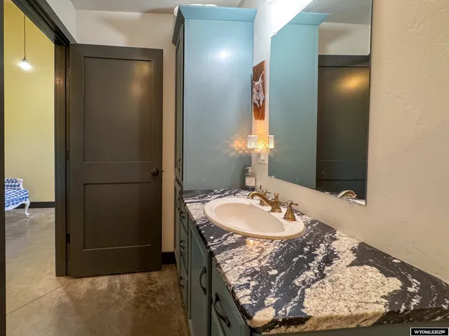 $685,000 | 18 Lewis Drive, Lander, WY 82520