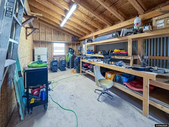 $685,000 | 18 Lewis Drive, Lander, WY 82520