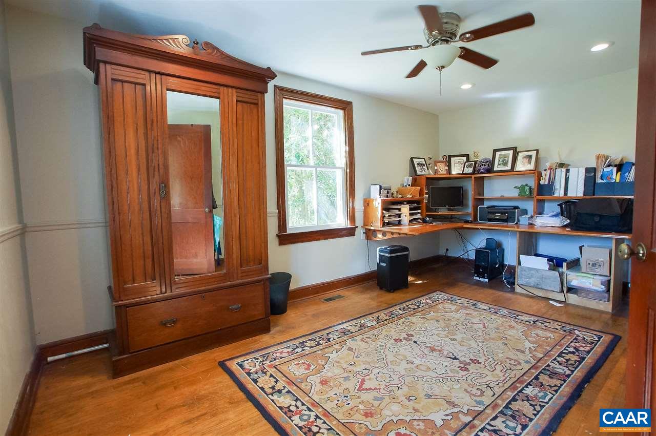 3759 Courthouse Road Louisa, VA 23093 - Photo 15 of 29 a living room with furniture and a rug