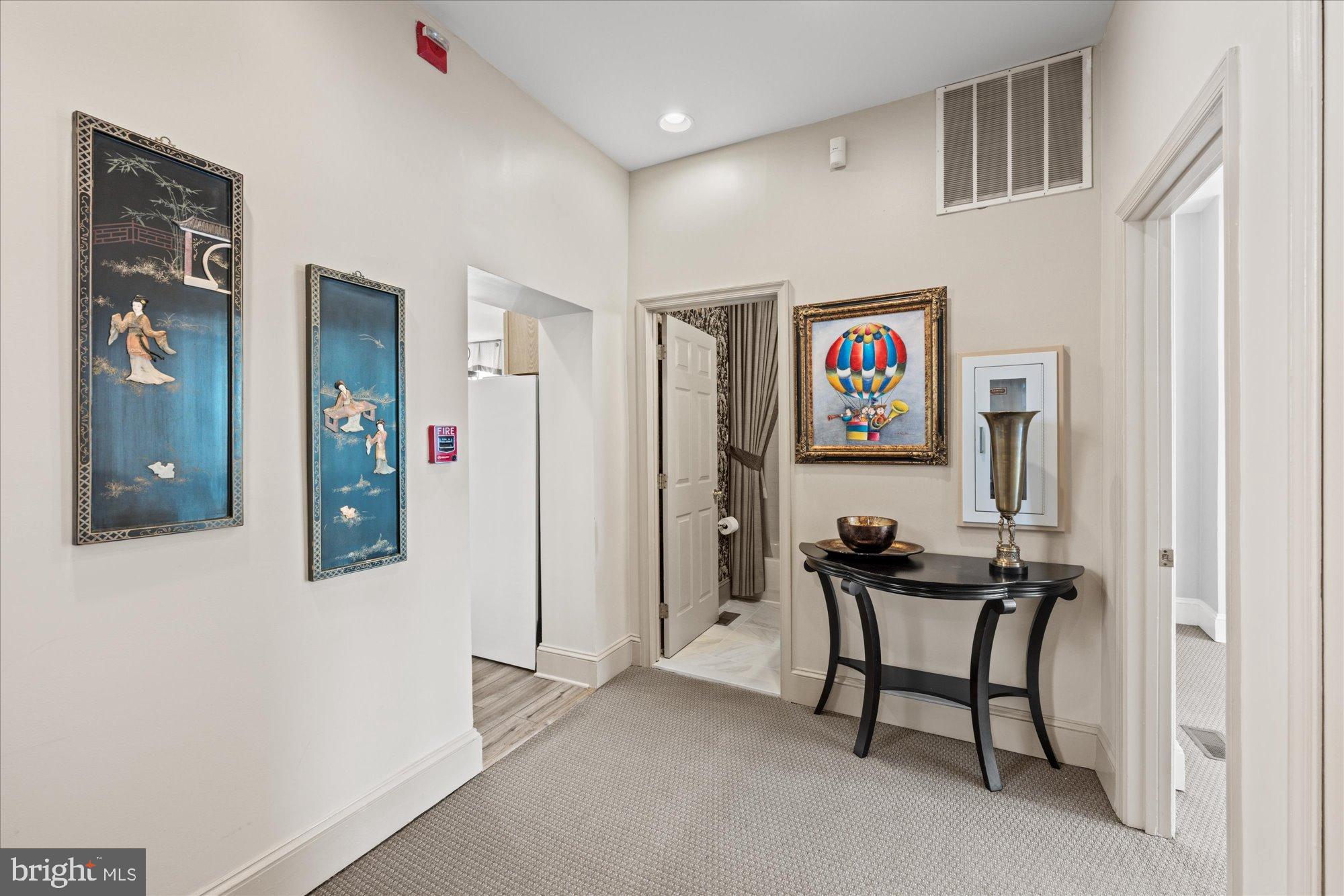 1201 New Jersey Avenue Northwest Washington, DC 20001 - Photo 18 of 34 2nd Floor Hallway