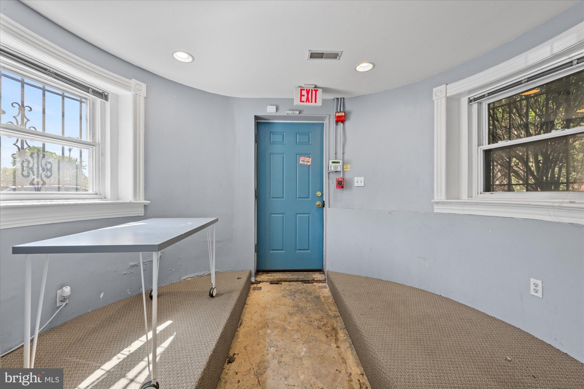 1201 New Jersey Avenue Northwest Washington, DC 20001 - Photo 32 of 34 Ground Floor Foyer