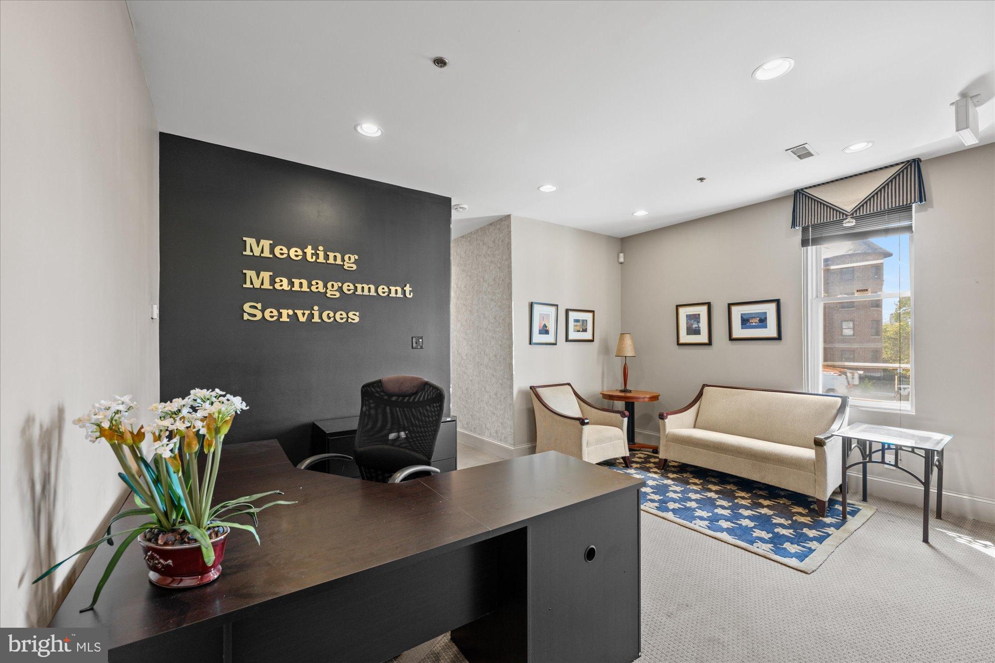 1201 New Jersey Avenue Northwest Washington, DC 20001 - Photo 8 of 34 Lobby