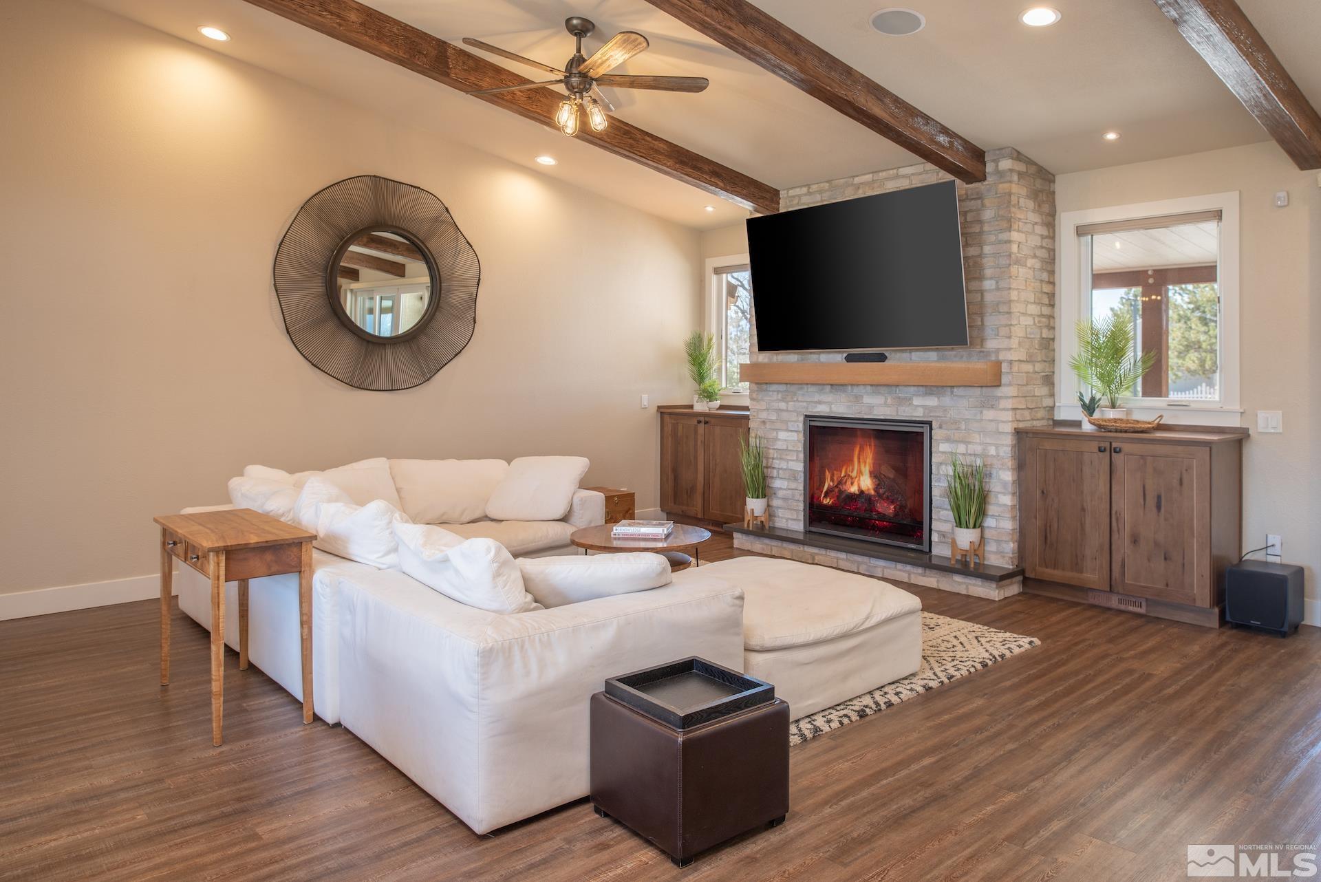 980 Flanders Road Reno, NV 89511 - Photo 8 of 39 Photo 8