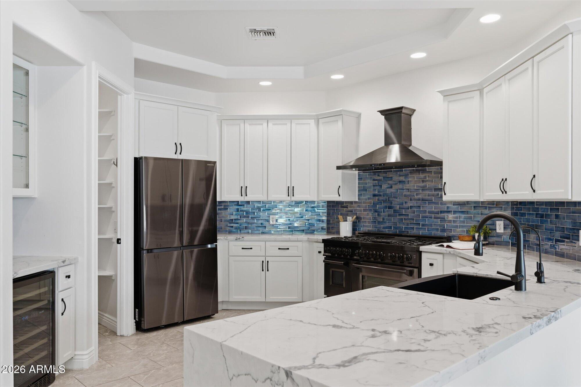 307 South Rochester Court Gilbert, AZ 85296 - Photo 16 of 62 16-