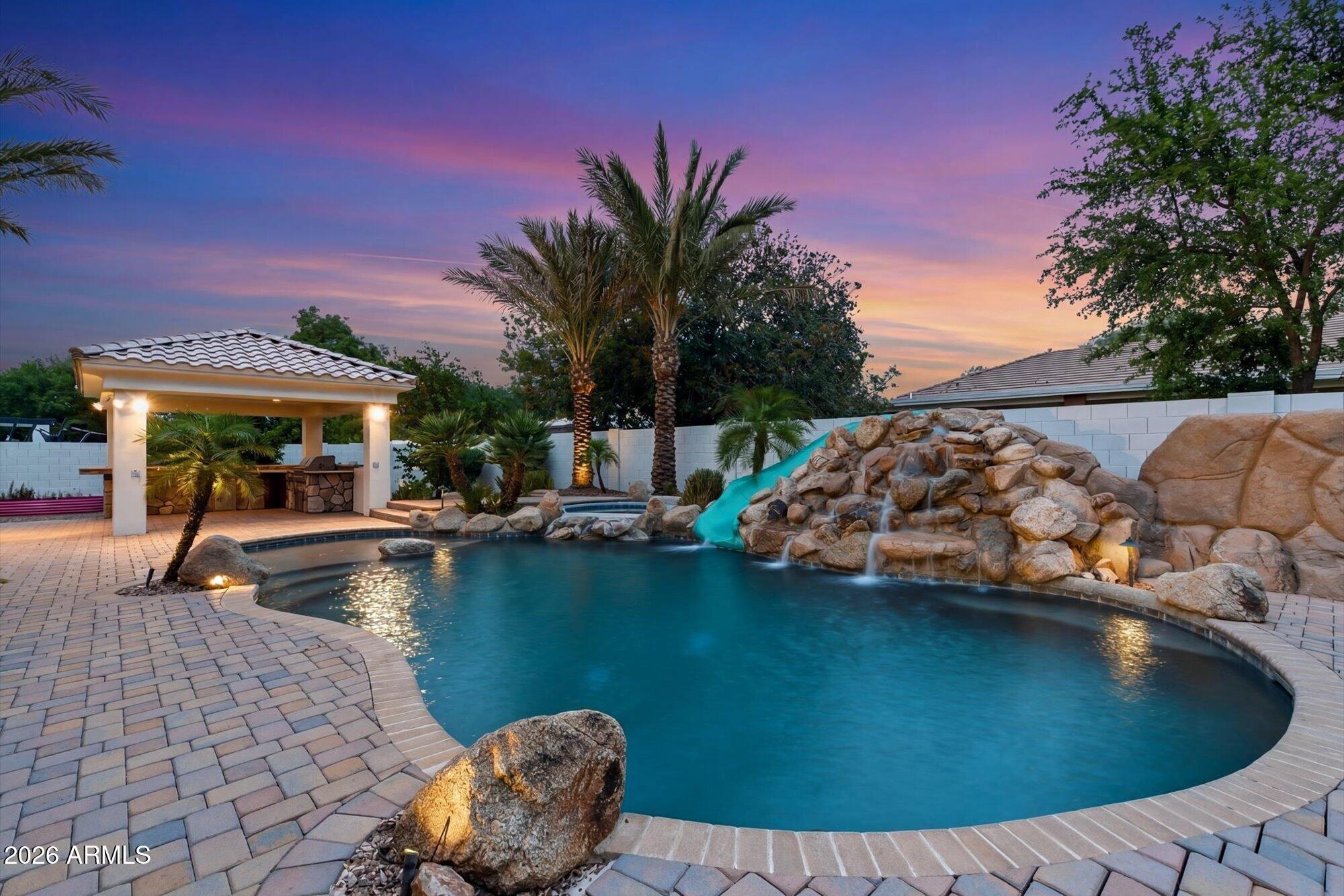 307 South Rochester Court Gilbert, AZ 85296 - Photo 46 of 62 46-