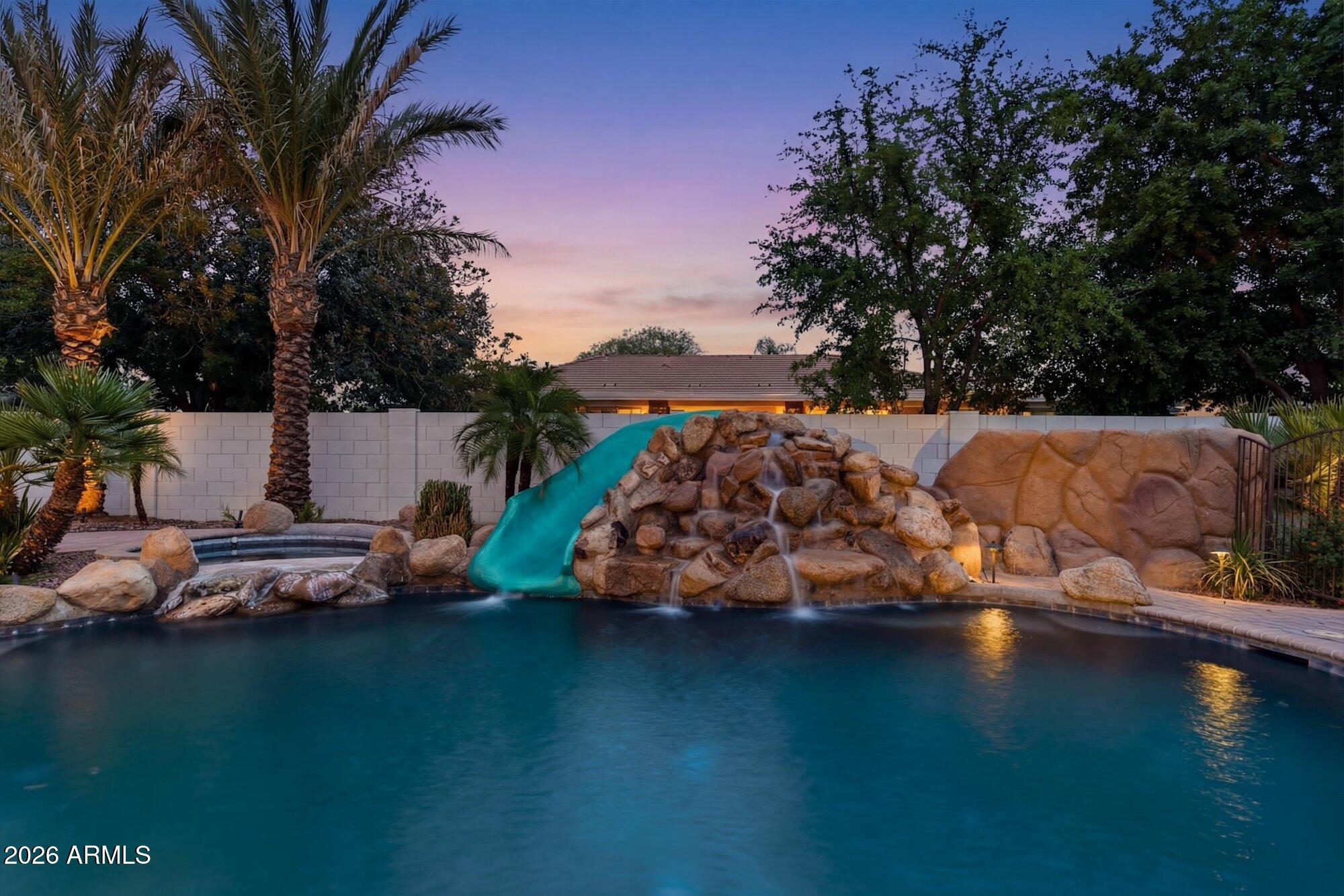 307 South Rochester Court Gilbert, AZ 85296 - Photo 47 of 62 47-