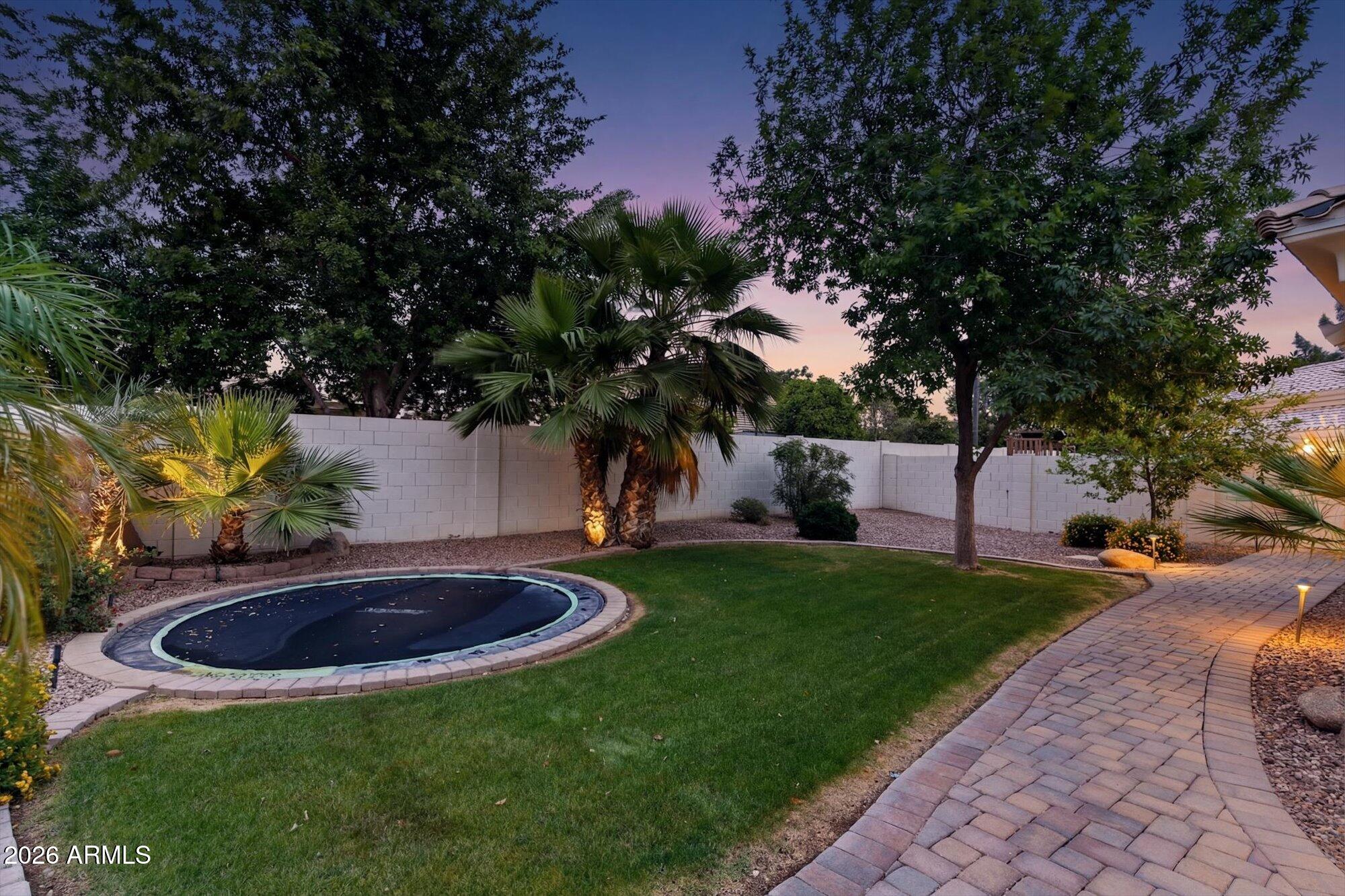 307 South Rochester Court Gilbert, AZ 85296 - Photo 50 of 62 50-