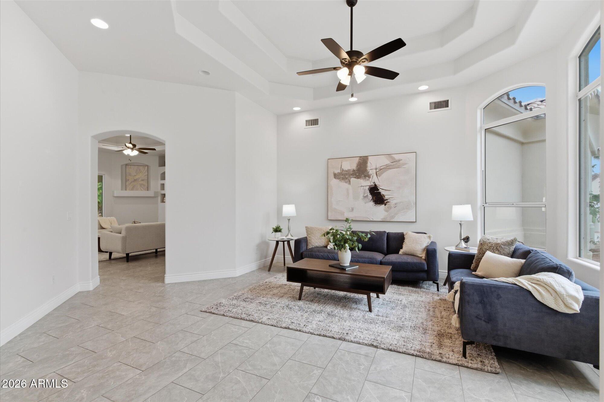 307 South Rochester Court Gilbert, AZ 85296 - Photo 8 of 62 08-