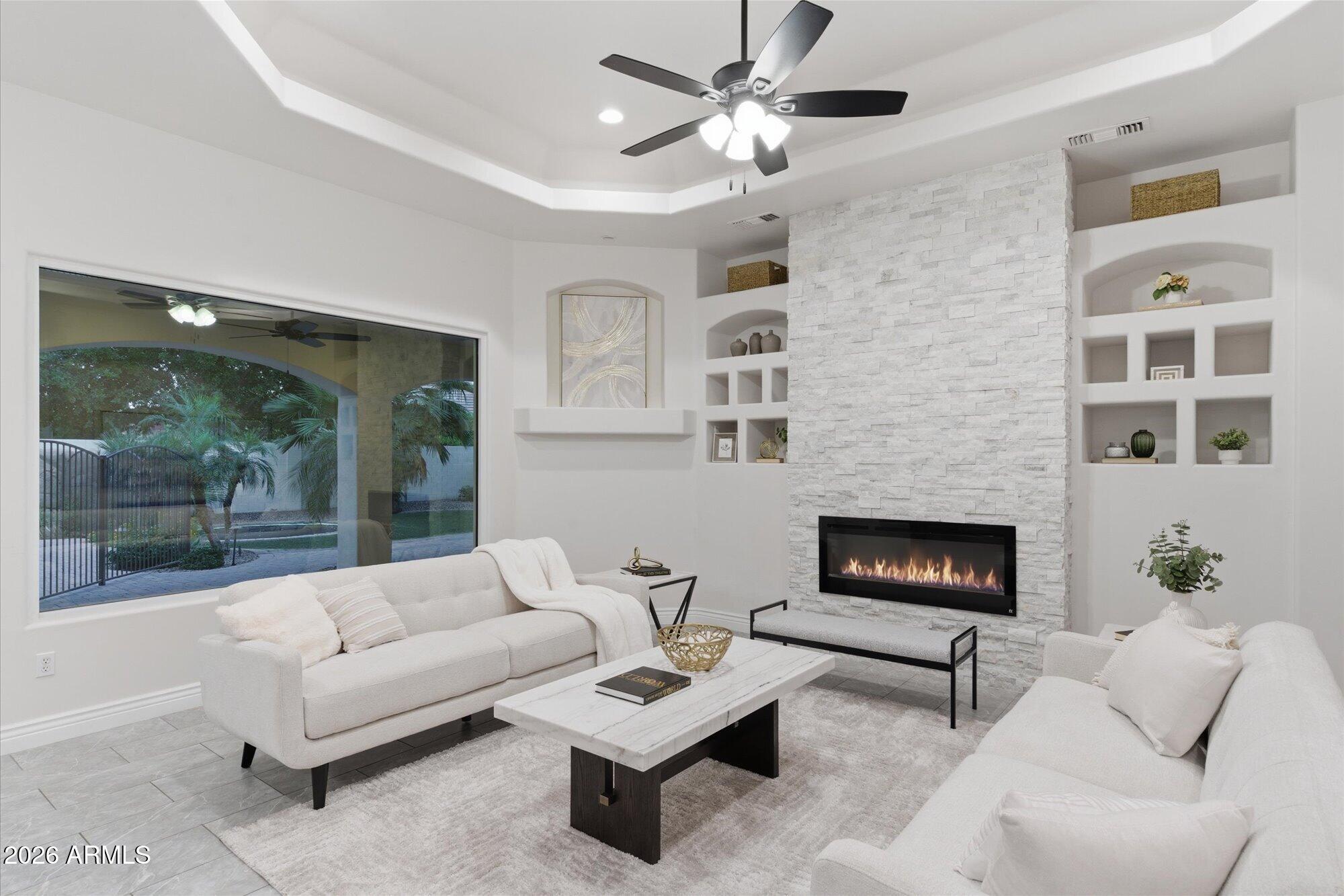 307 South Rochester Court Gilbert, AZ 85296 - Photo 10 of 62 10-