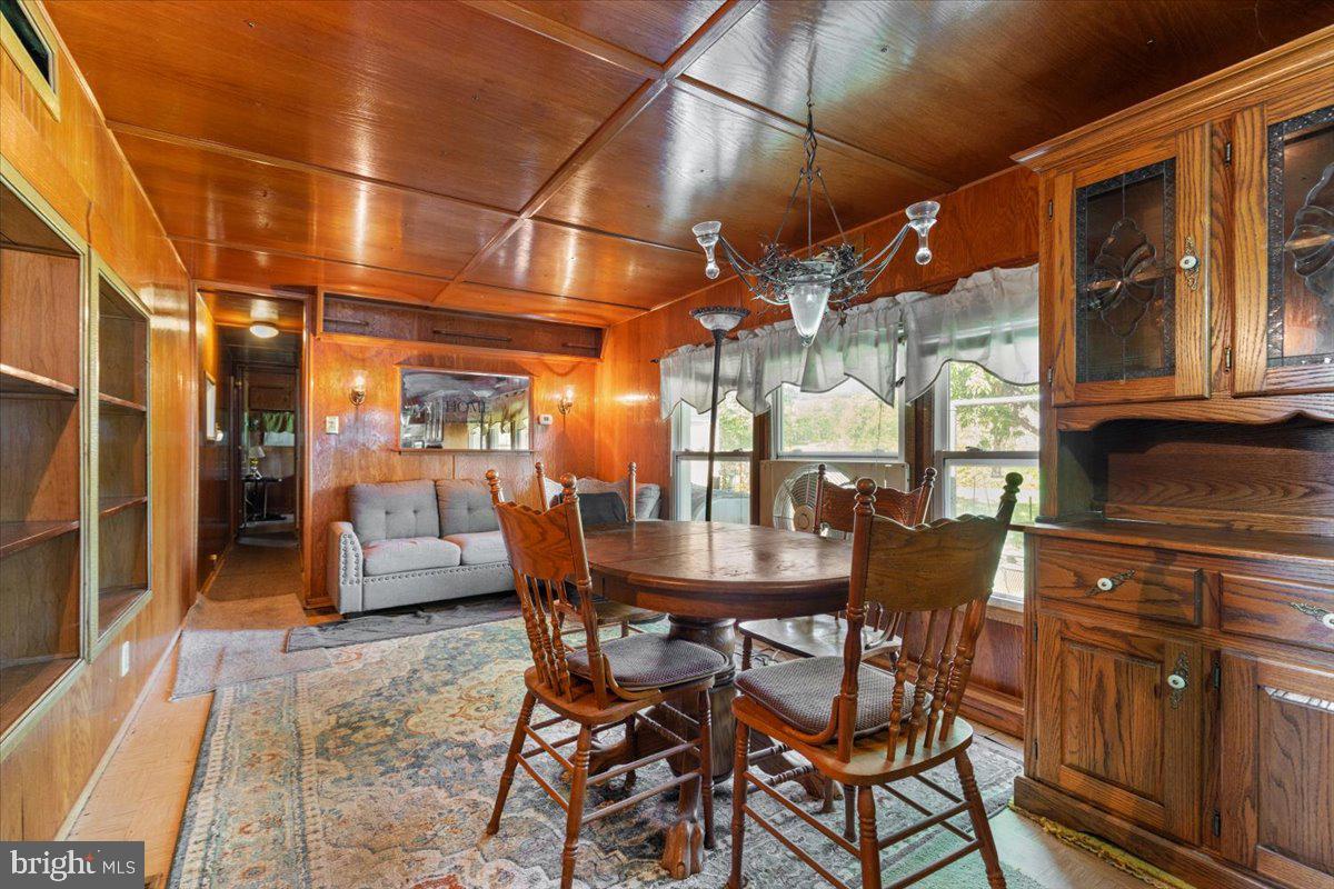 500 South Hayfield Road Winchester, VA 22602 - Photo 11 of 24 Dining Room