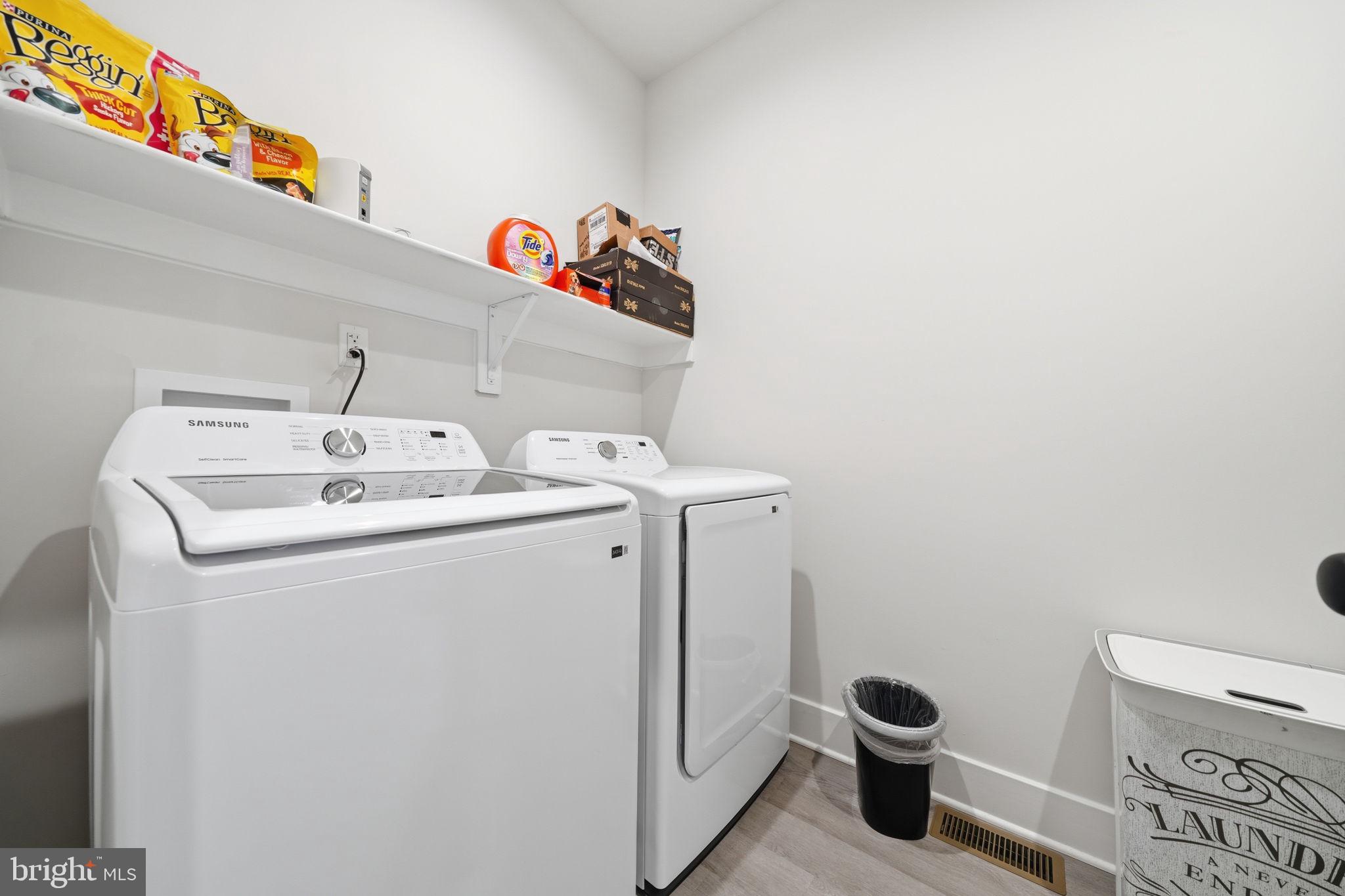 107 Pinewood Lane Colonial Beach, VA 22443 - Photo 20 of 25 a utility room with dryer and washer