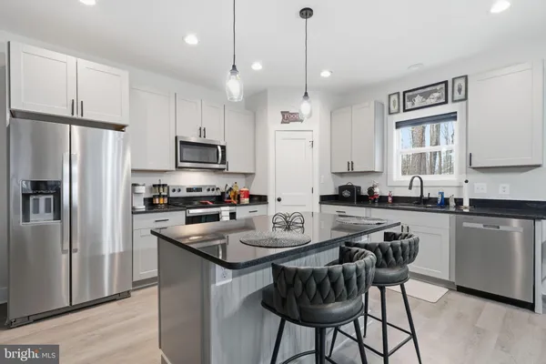 $355,000 | 107 Pinewood Lane, Colonial Beach, VA 22443