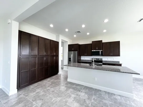 $4,050 | 15192 Wildwood Circle, Westlake, FL 33470
