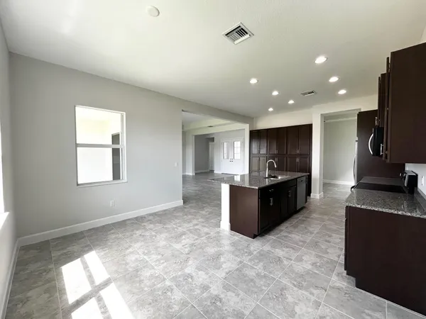 $4,050 | 15192 Wildwood Circle, Westlake, FL 33470