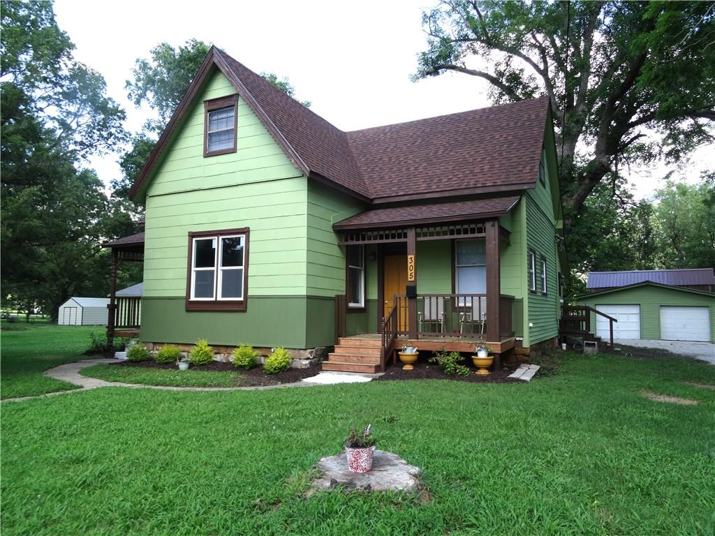 305 South Mechanic Street Butler, MO 64730 - Photo 1 of 65