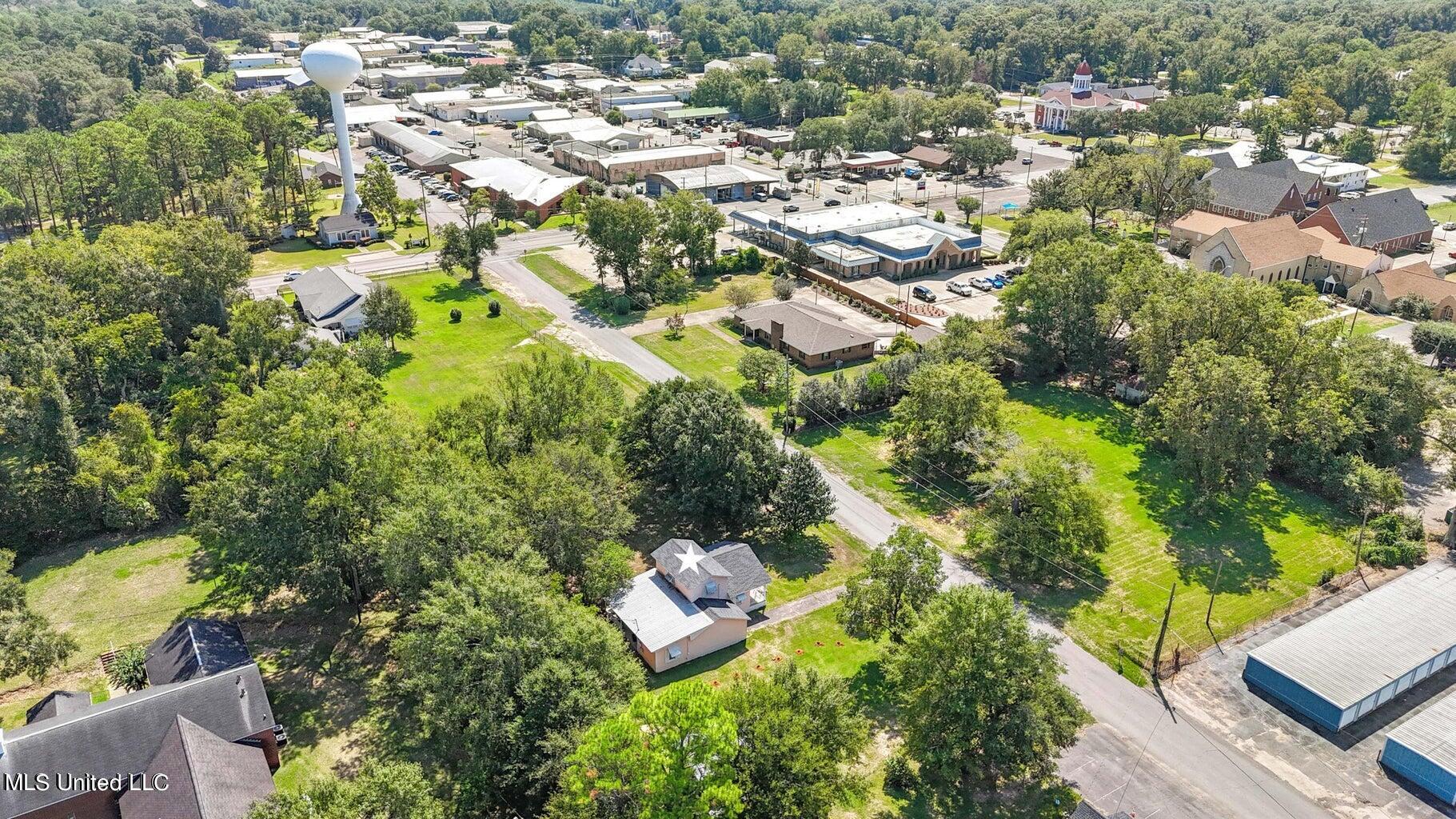 388 Oak Street Lucedale, MS 39452 - Photo 23 of 28 20230913115120089539000000-o